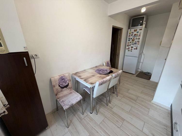 Apartament cu 2 camere în Cetate