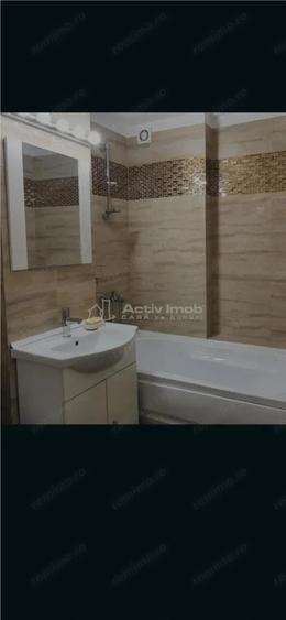 Apartament cu 2 camere decomandat în Valea Rosie