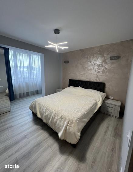 Apartament cu 2 camere decomandat în Craiovița Nouă
