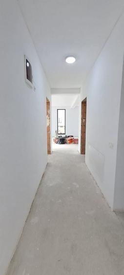 Casă individuală cu 3 camere cu Canalizare în Săbăreni