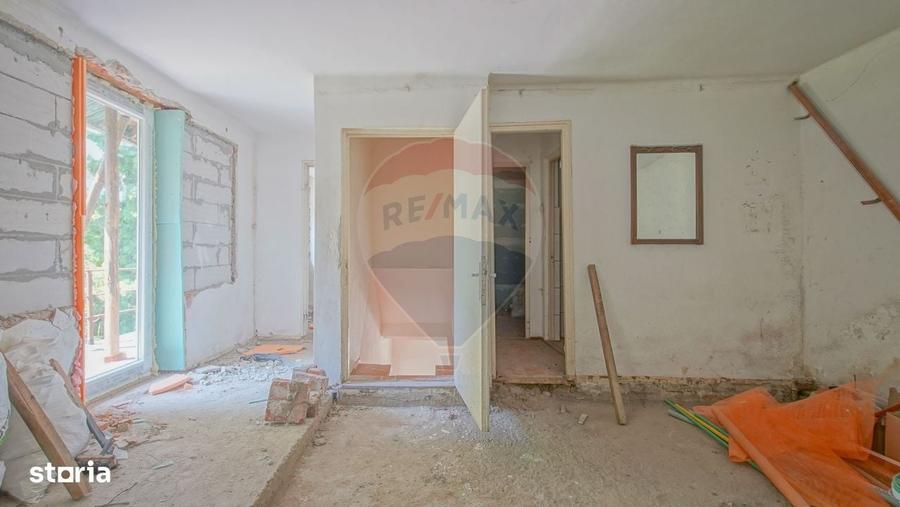 Casa cu potential in Centrul Civic Brasov | 4 camere - 14