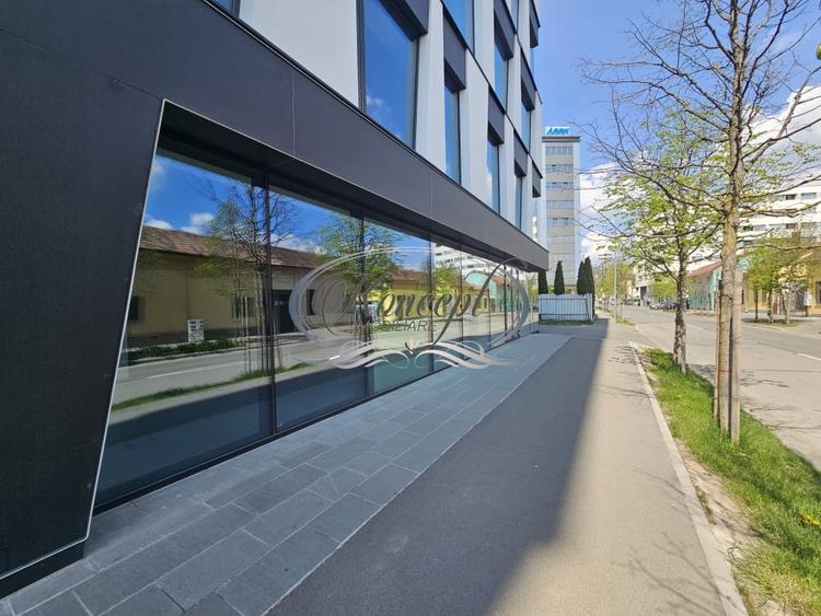 Spațiu comercial, de 224 mp, în Gară