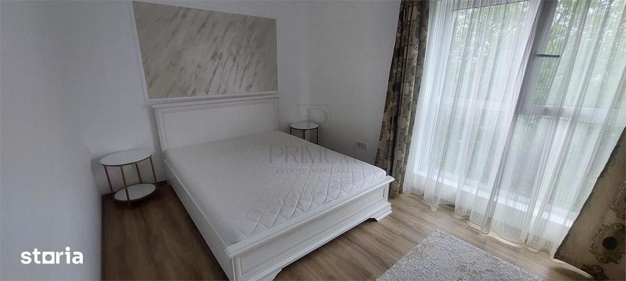 Apartament cu 2 camere decomandat în Lipovei