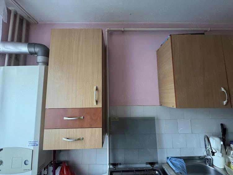Proprietar inchiriez apartament 3 camere decomandate zona Spital judetean - 1