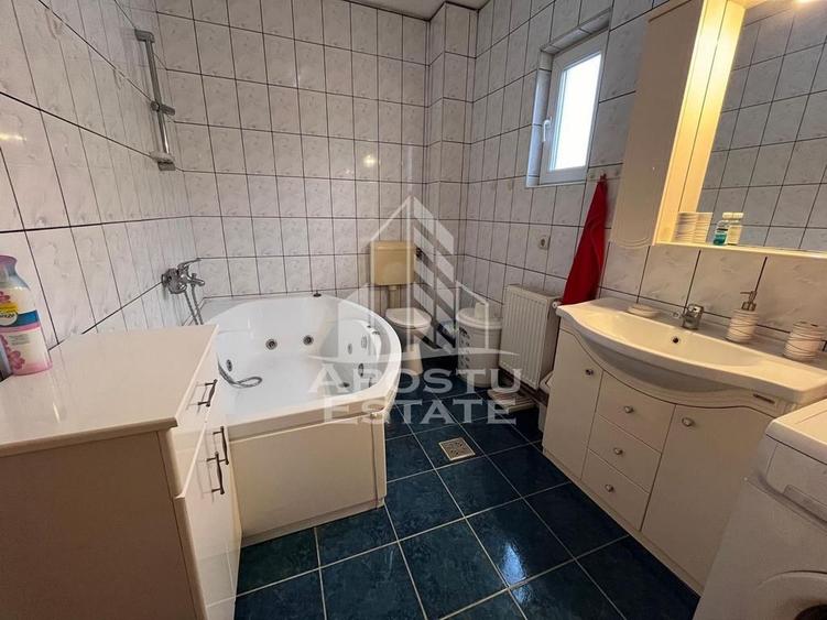 Casă cu 5 camere cu Canalizare în Girocului