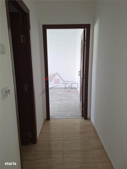 Apartament cu 3 camere nedecomandat în Alexandru cel Bun