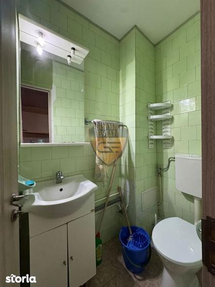 Apartament cu 3 camere decomandat, mobilat în Faleza Nord