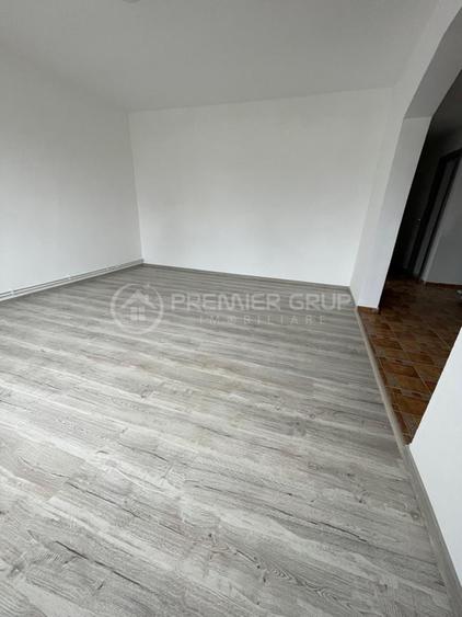 Casă individuală cu 5 camere cu Canalizare în Lunca Cetățuii
