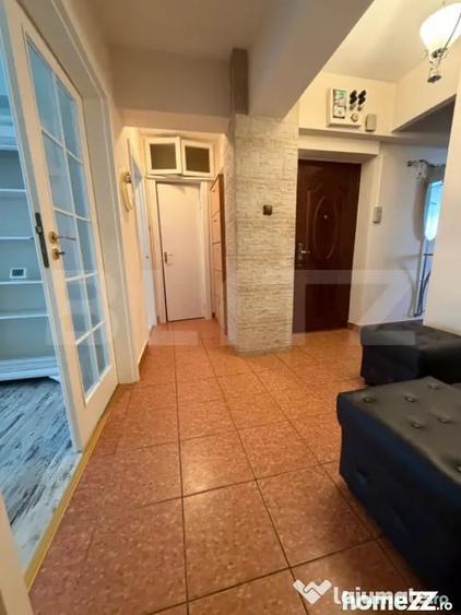 Apartament cu 4 camere decomandat în Ultracentral