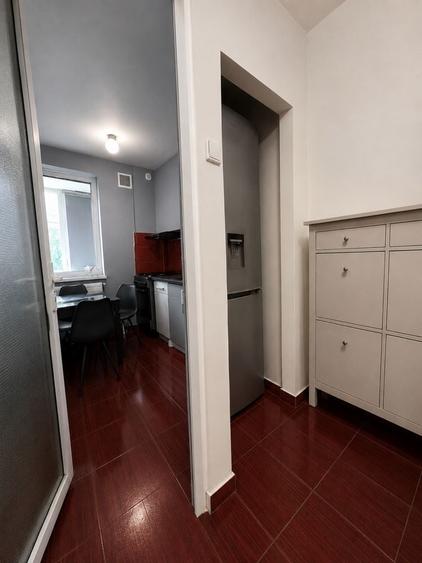 Apartament cu 2 camere semidecomandat în Gara de Nord