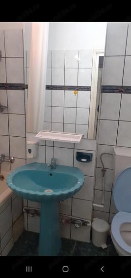 Apartament cu 2 camere semidecomandat în Berceni