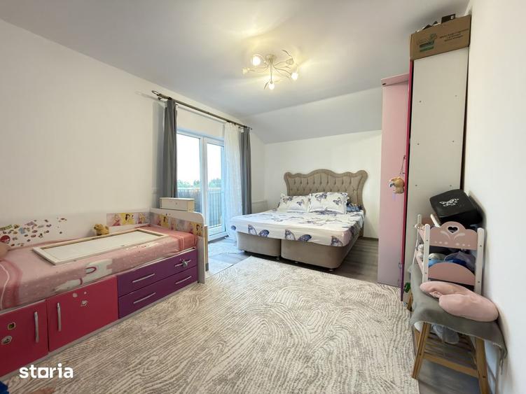 Apartament cu 2 camere semidecomandat, mobilat în Sânandrei