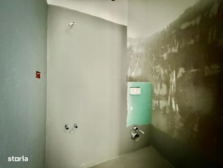 Centrul Capitalei, apartament cu 2 bai, etaj superior ! - 13