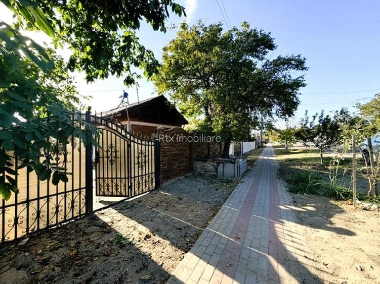 Casa cu teren 2.296 mp in Osica, Olt comision 0% cumparator