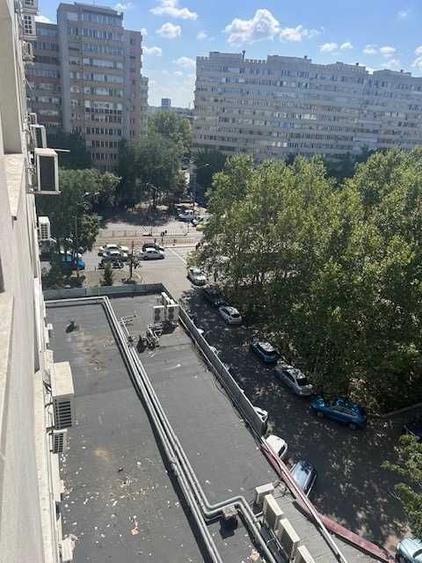 Apartament cu 2 camere decomandat în Obor