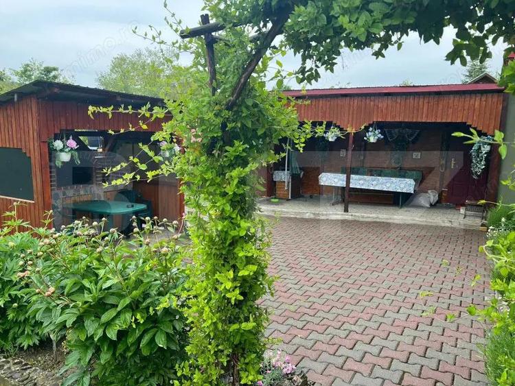 Casă cu 4 camere cu Teren 1500 Mp în Cerghid
