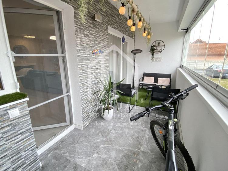 Apartament cu 3 camere decomandat, mobilat în Piața Cluj