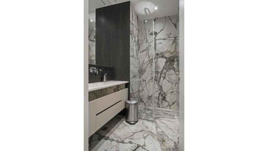 Apartament cu 5 camere semidecomandat, mobilat în Kiseleff