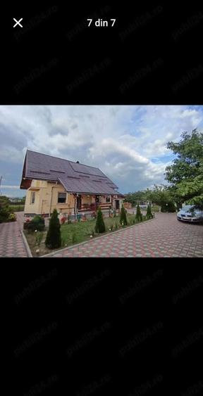 Casă cu Teren 10000 Mp în Central