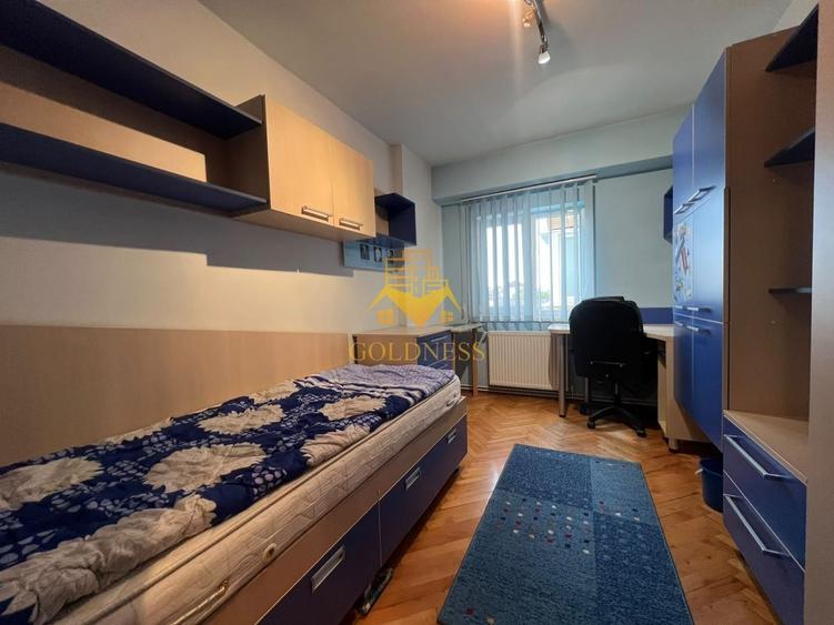Apartament cu 4 camere semidecomandat, mobilat în Gheorgheni