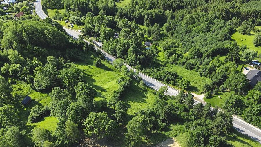 Teren agricol intravilan de 1723 mp, în Hangu