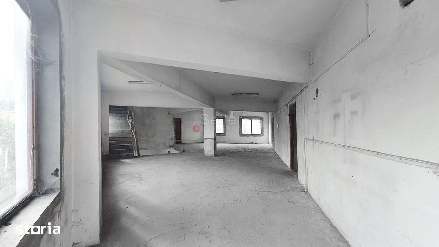 Spațiu comercial, de 1,600 mp, în Râșnov