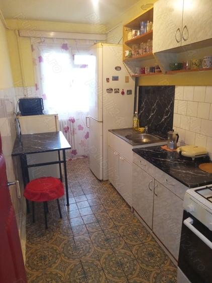 Apartament cu 3 camere decomandat în Aurel Vlaicu