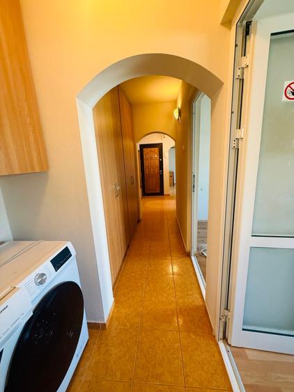 Apartament cu 3 camere decomandat, mobilat în Păcurari