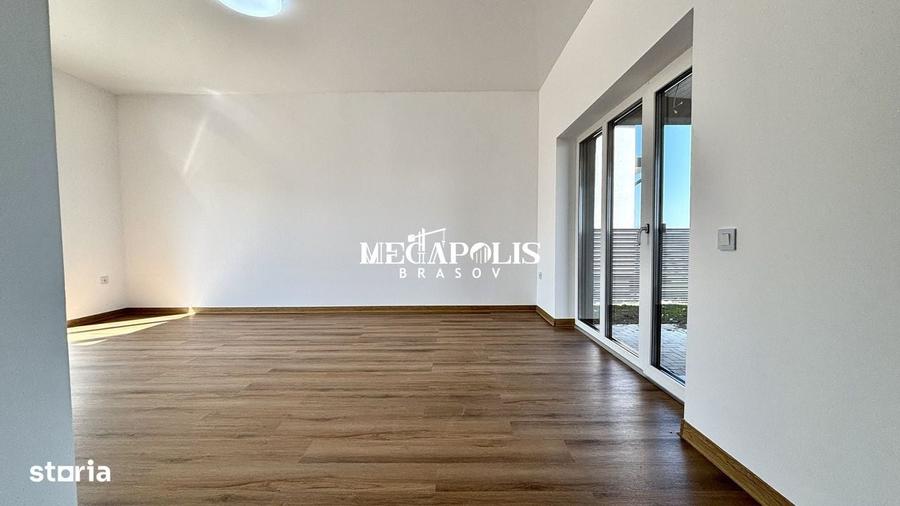 Casa 4 Camere | Parter | Drum Asfaltat | Intabulata | Credit | Izvor - 3