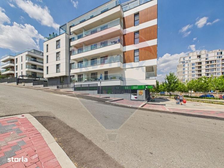 Apartament cu 3 camere decomandat în Fizicienilor