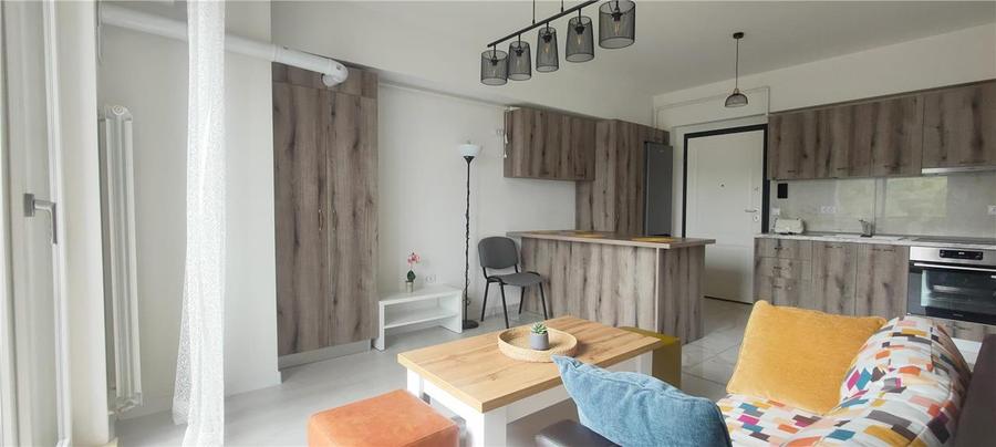 Apartament cu 2 camere decomandat în Tătărași