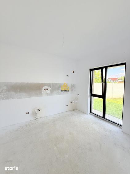 Casă cu 3 camere cu Teren 250 Mp în Central
