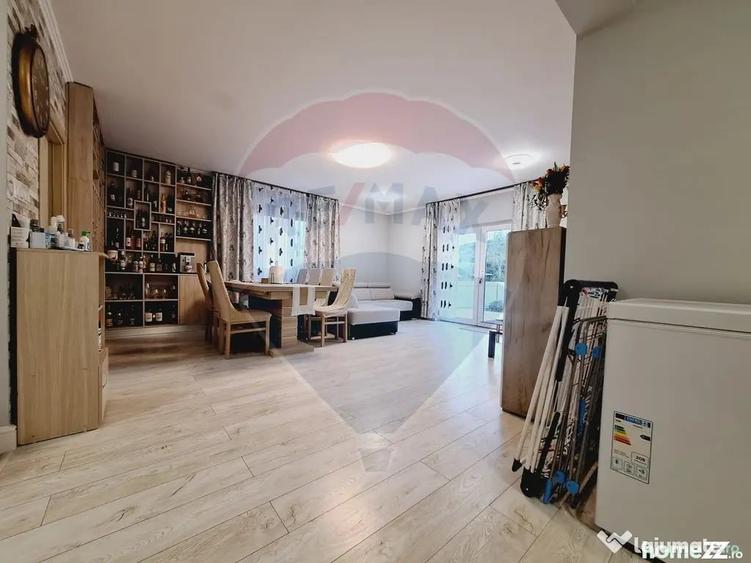 Casă cu 5 camere cu Teren 2100 Mp în Hidiș