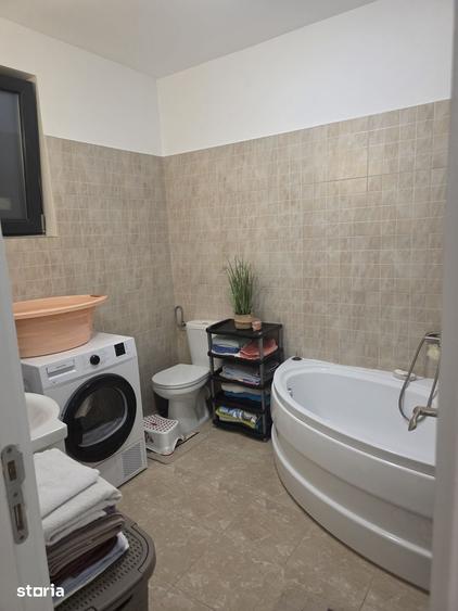 Casă cu 4 camere cu Teren 145 Mp în Exterior Vest