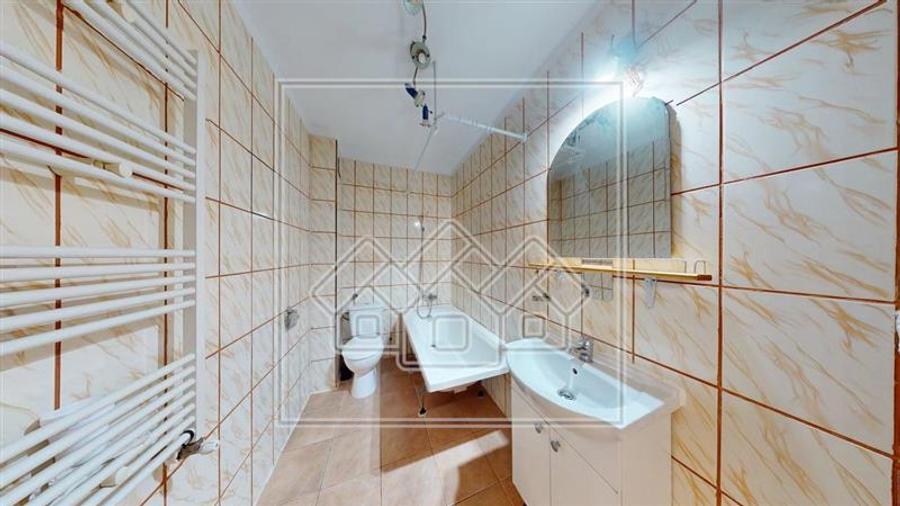 Apartament cu 2 camere decomandat în Arhitecților - Calea Cisnădiei