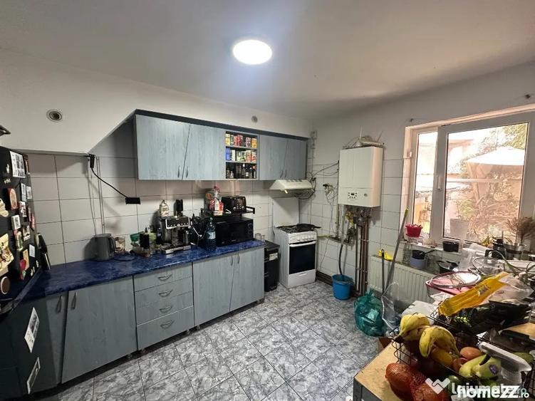 Casă cu 3 camere cu Teren 265 Mp în Central
