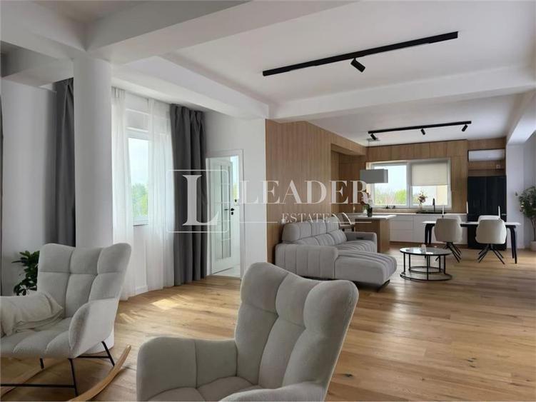 Apartament cu 4 camere decomandat în Iancu Nicolae