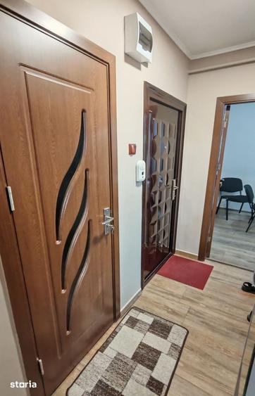 Apartament cu 3 camere în Țiglina 1