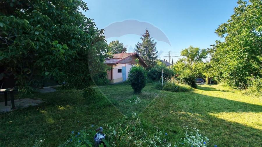Casă individuală cu 4 camere cu Teren 1294 Mp în Snagov