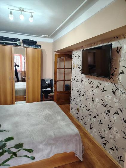 Vand apartament 3 camere centru - 8