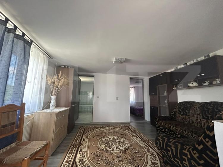 Casă individuală cu 5 camere cu Canalizare în Sud-Vest