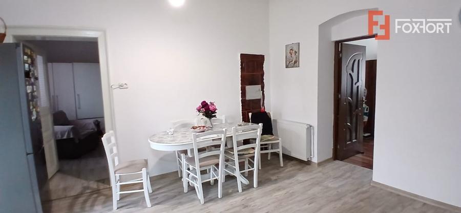 Casă individuală cu 4 camere cu Canalizare în Sânandrei