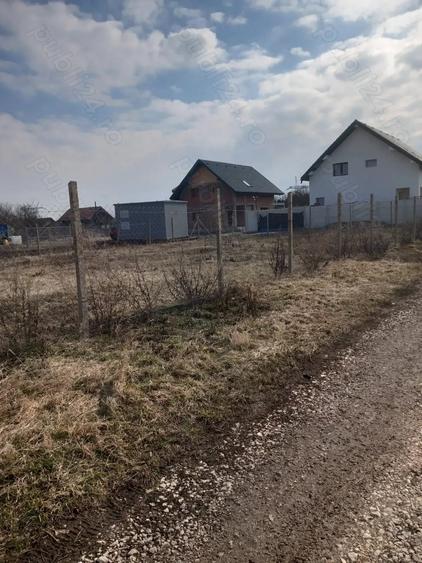 Teren de 650 mp, în Stupini