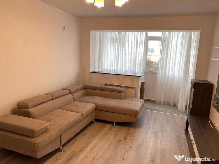 Apartament cu 2 camere semidecomandat în Victoriei