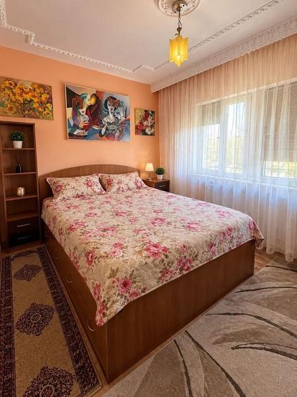 Apartament cu 4 camere decomandat în Exterior Vest