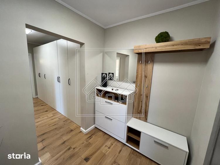 Apartament cu 2 camere decomandat în Calea Dumbrăvii