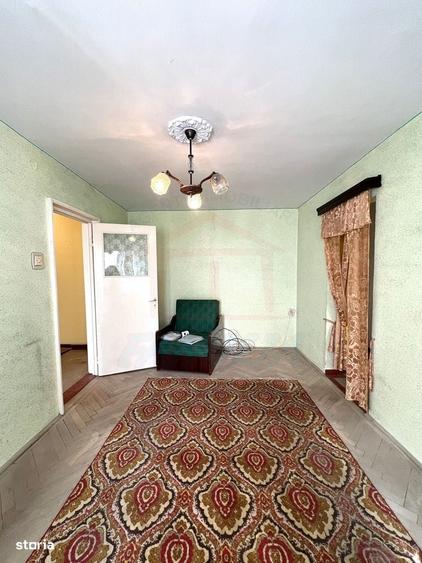 Apartament cu 2 camere semidecomandat în Sârbi
