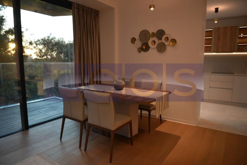Apartament cu 3 camere semidecomandat, mobilat în Floreasca