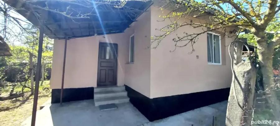 Casă cu 4 camere cu Teren 3600 Mp în Iliești