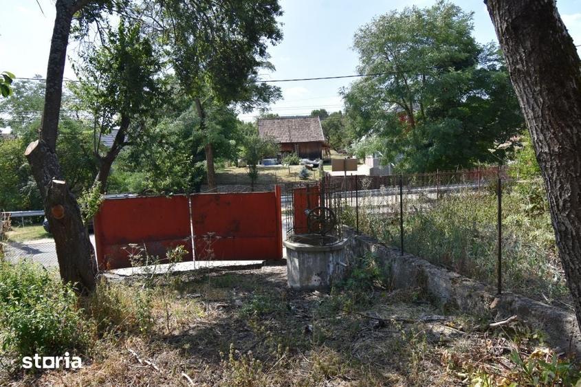 Casă cu 3 camere cu Teren 1500 Mp în Sava